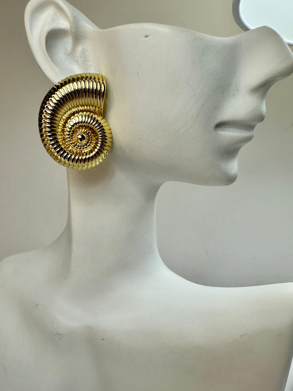 Arete Aura