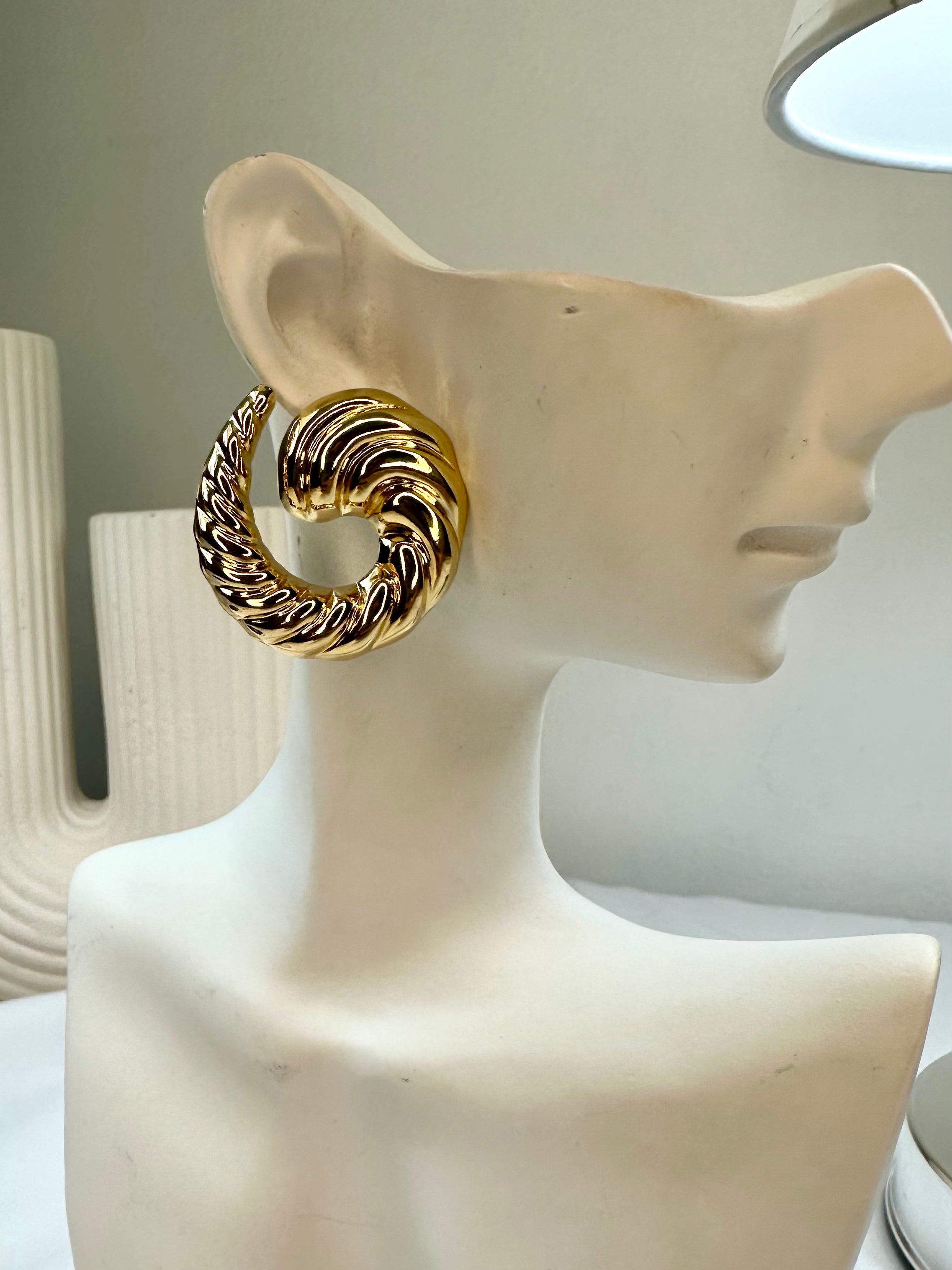 Arete Vela